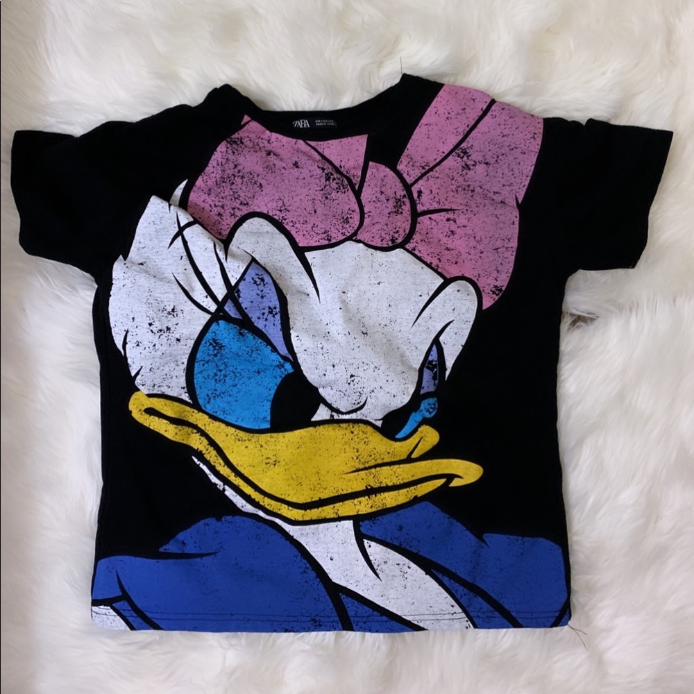 Zara Daisy Duck t-shirt size Small